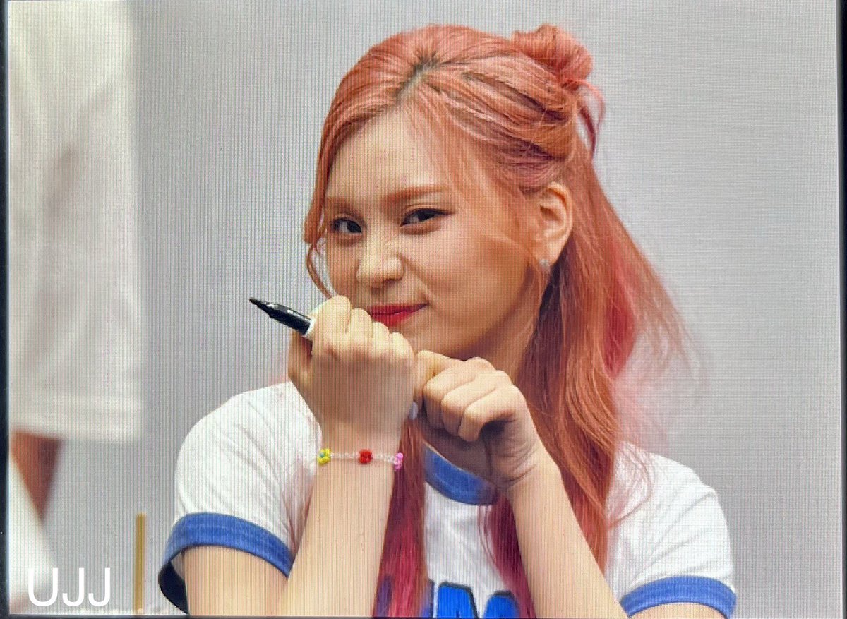 UMJI_JJANG's tweet photo. 220716 #엄지 #비비지 프리뷰

몇년만이야 ㅠㅠ https://t.co/sx5Wy80Qb0