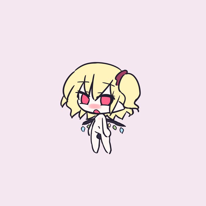 ものを納めてるフランちゃん 