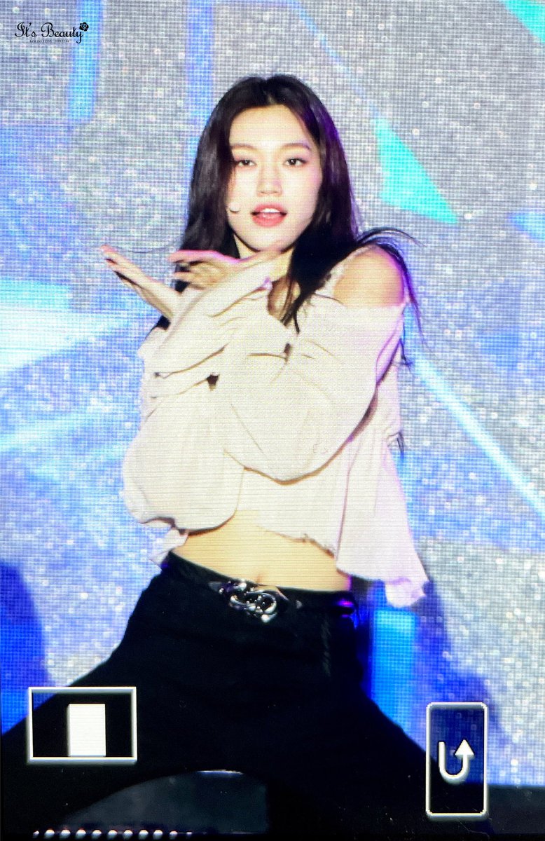 ItsBeautyKDY's tweet photo. 220716
#도연 #위키미키 #김도연
#Doyeon #Wekimeki https://t.co/qpsoSs3do2