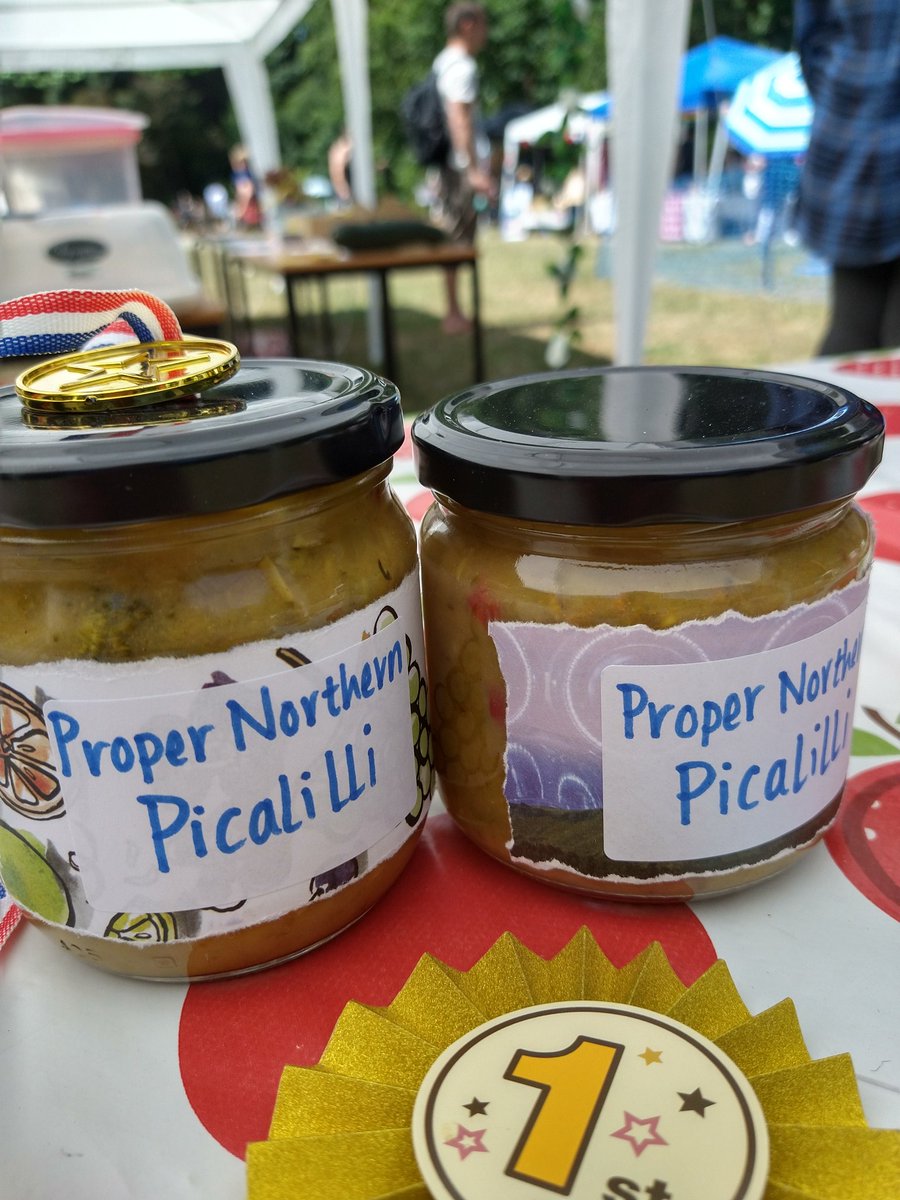 "Best in class" #growing entries 🌞 <a href="/TotnesStJohns/">Totnes St John's Primary School</a>  #community festival <a href="/HughFW/">Hugh Fearnley-Whittingstall</a> <a href="/SAfoodforlife/">Food for Life</a> @RHSSchools  #SaturdayVibes