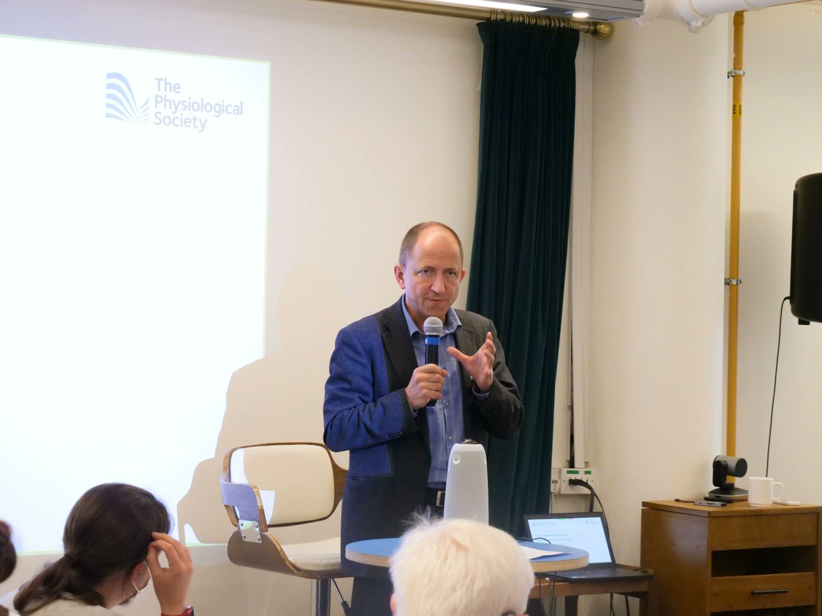 PhySoc's tweet photo. Last week saw the first meeting of the newly formed @JPhysiol Editorial Board team. Speaking about the event, Editor-in-Chief, Prof. Peter Kohl said "Many thanks to all who came for stimulating discussions, ideas, and suggestions. I look forward to implementing them with you!" https://t.co/JxBok0MJBI