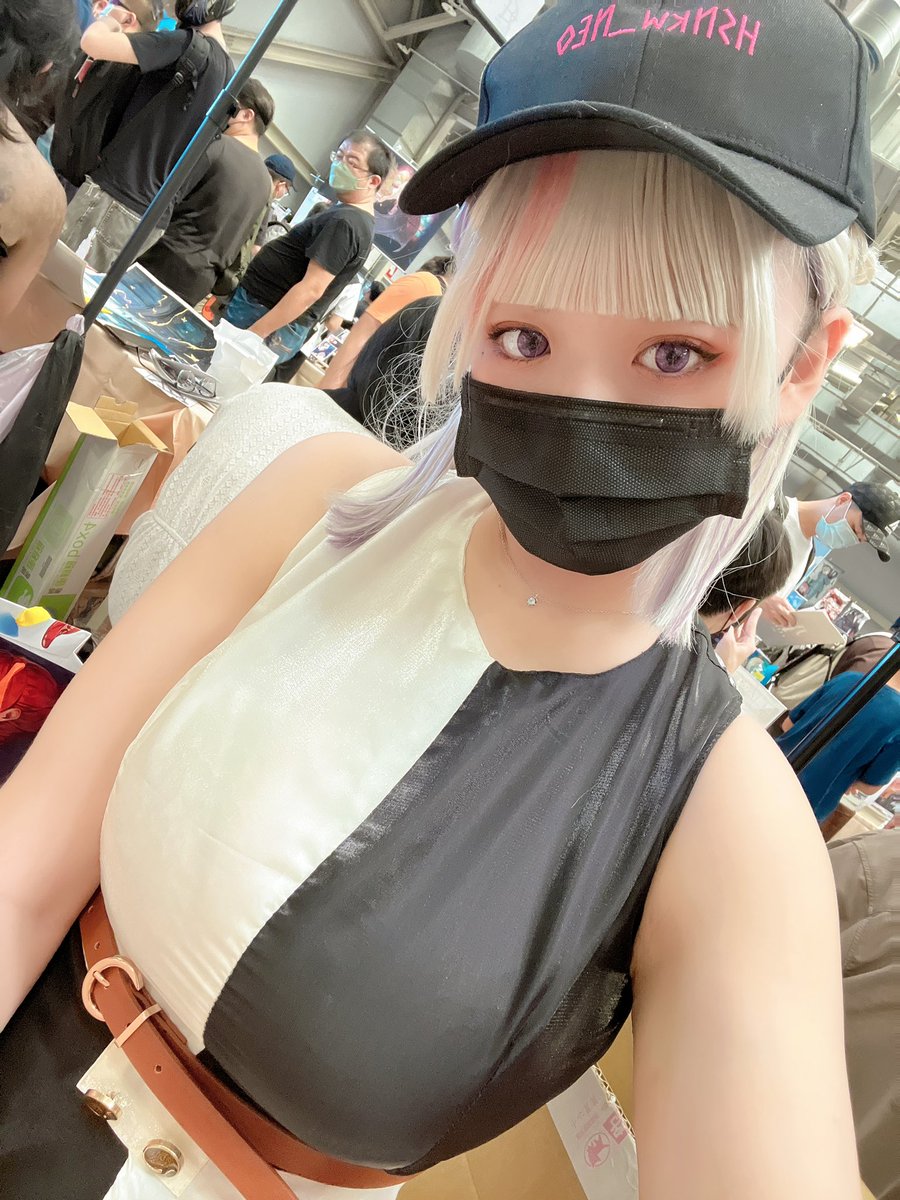 今天是熱熱梅莉cos
還有訂閱梅莉的會員專門過來
太有愛了吧 嗚嗚🥹
@meriipakusu https://t.co/3kaKmw20Cl