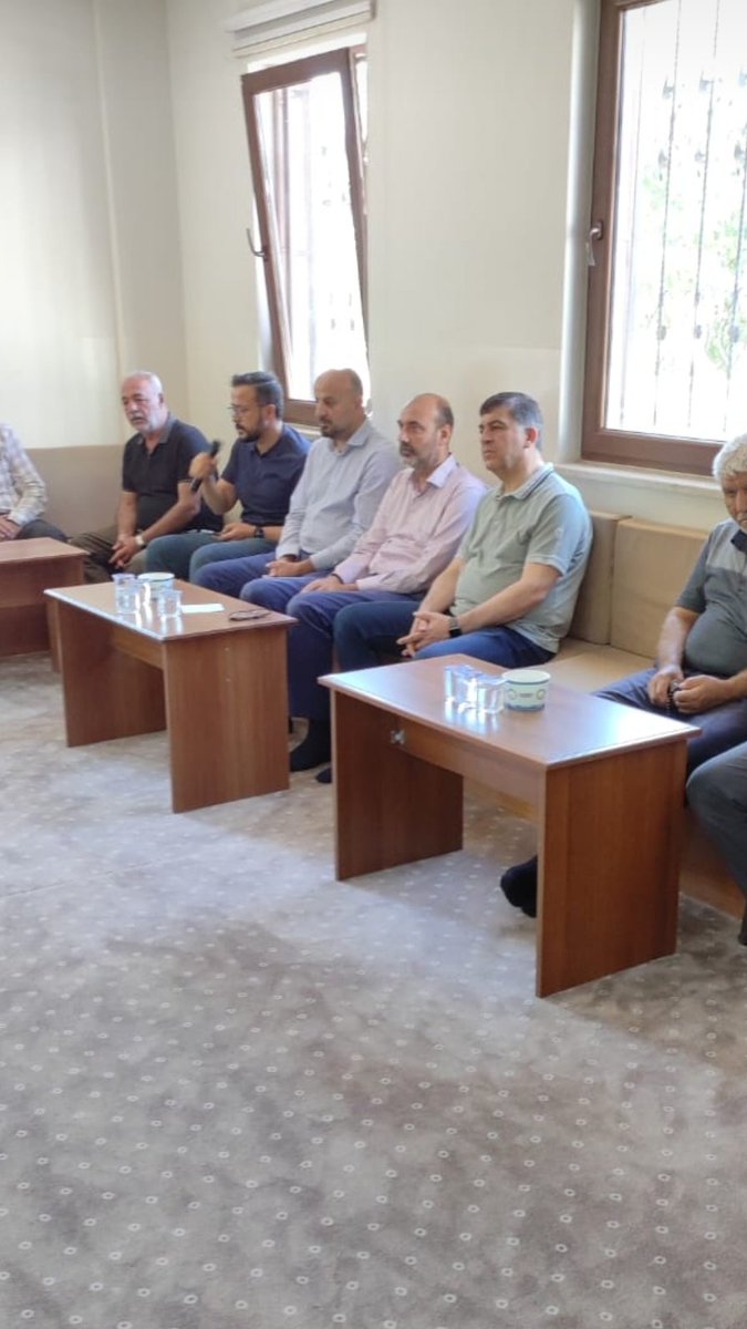 Halilabar1's tweet photo. Hakka Yürüyen Kardeşim Sinan ABAR ın  Acısını Paylaşmak Üzere Taziyemize Gelen Sayın @MSaitKirazoglu Vekilime  Şehitkamil Belediye Başkanımız Sayın @rfadiloglu na Şehitkamil İlçe Başkanımız Sayın @mehmetyilmazmy_ Çok Teşekkür Ederim @NumanKurtulmus @erkankandemir @murat_kurum https://t.co/viptbT5vm2