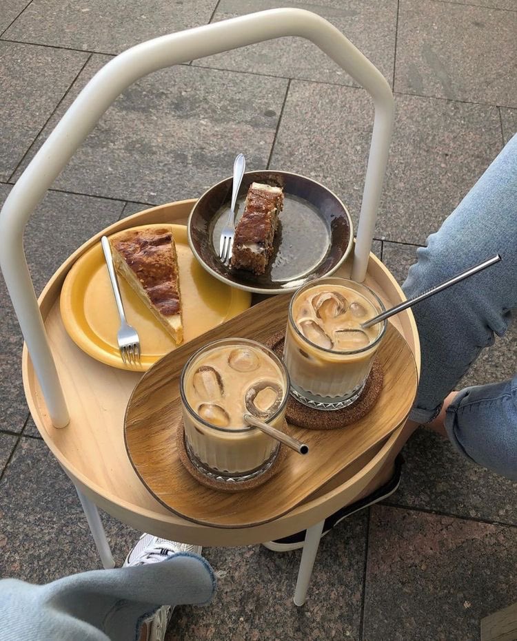 sunrisedior's tweet image. —morning coffee ☕️