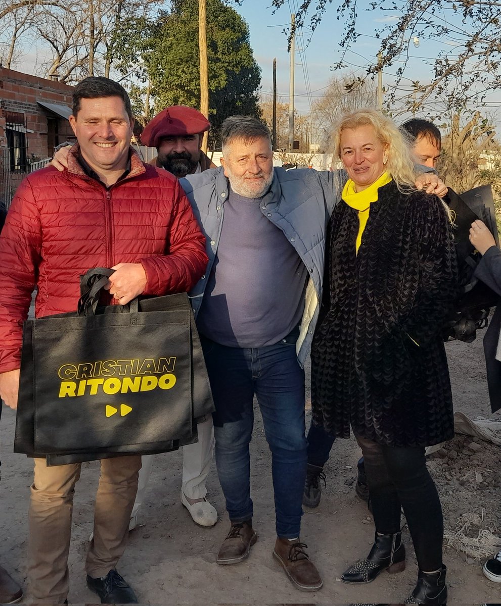 Arrecifes CONSULTORIO ITINERANTE DEL DR. <a href="/DrCKambourian/">Carlos Kambourian</a>"
GRACIAS <a href="/FernandoBouvier/">Fernando Bouvier</a> y todo el PRO de Arrecifes y destecar el gran trabajo de <a href="/JuvProtagonista/">Jpro moreno</a>. 
#ritondo 2023