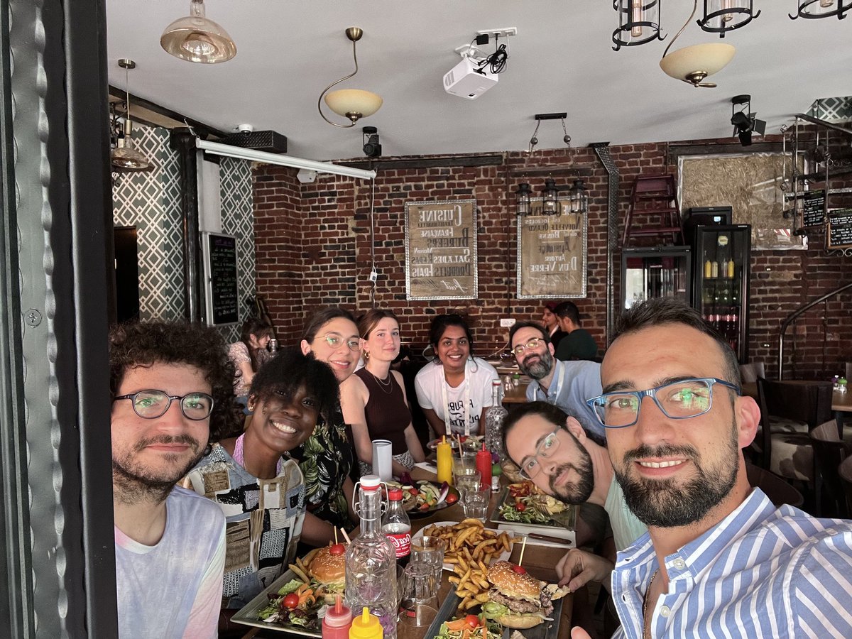 JaimedeJuan's tweet image. Lab&apos;s summer lunch after #FENS2022!