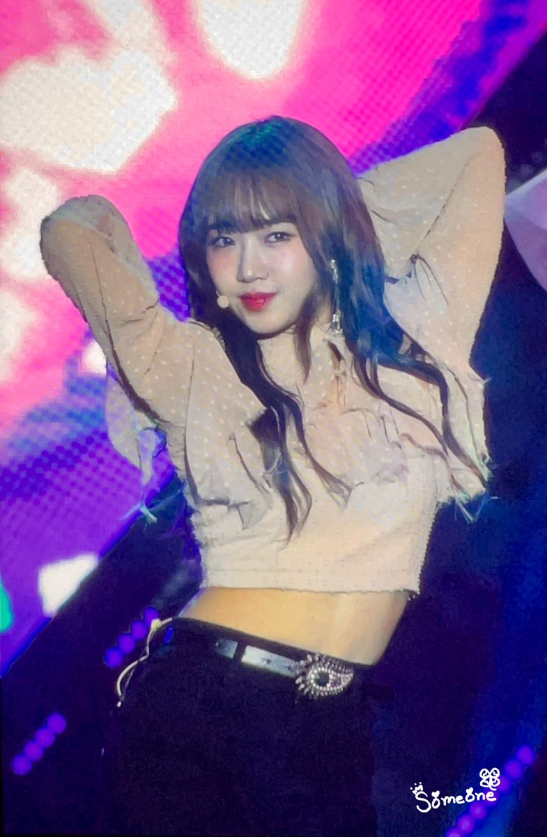 yoovjung's tweet photo. SOMEONE_1112:220716 G-Kpop 콘서트 프리뷰

#유정 #최유정 #위키미키 #WekiMeki
#YOOJUNG  #GKPOP https://t.co/yrQqaM7fUt