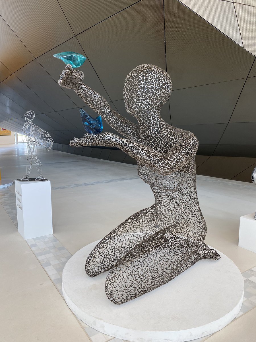 wastewin7's tweet photo. El arte no entiende ni de fronteras ni de idiomas. El arte siempre es arte 😍 #Bahrain #VisitMuseums https://t.co/F4twLNFw8h