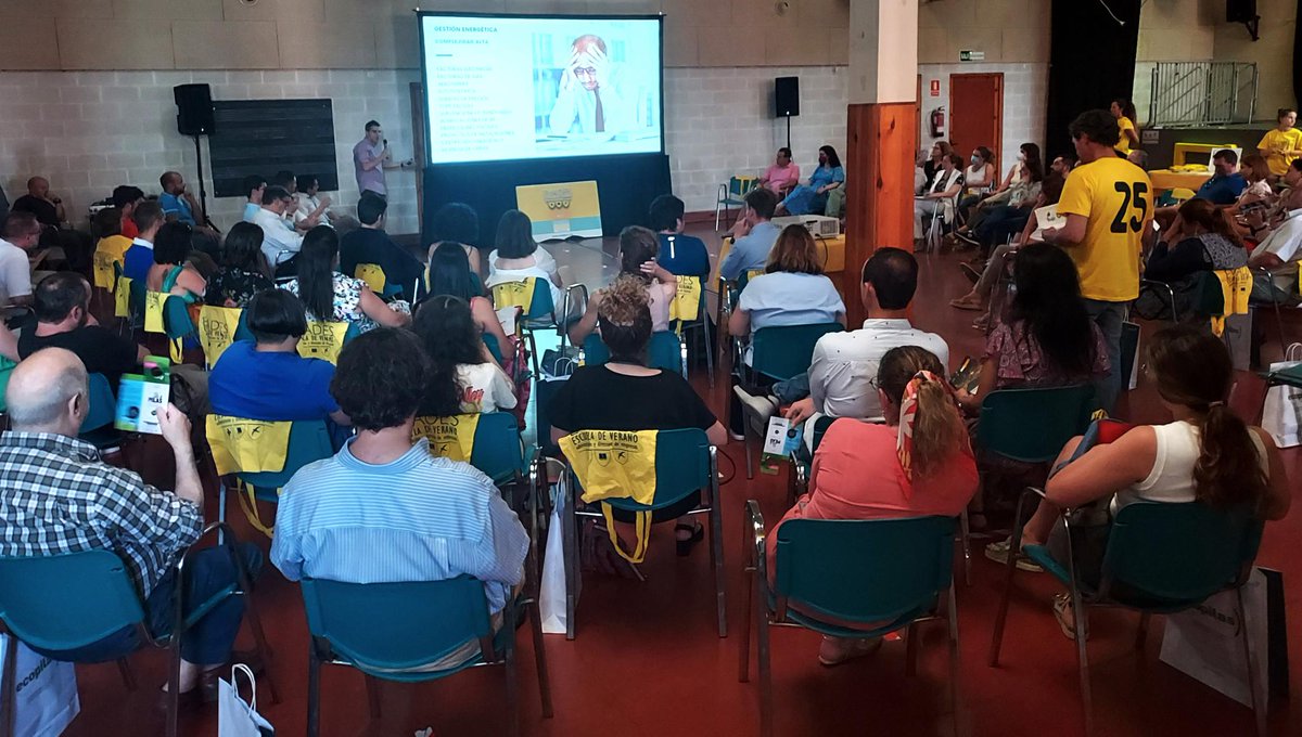 EVADES1's tweet photo. Grandes profesionales, empresas y emprendedores de productos y servicios sostenibles, redondos y verdes compartiendo experiencias en evento #Economíacircular y #emprendimientoverde #25aniversarioEVADES
@ecubo_net @MonzadeObrerol #eCork #BalbinoMones
https://t.co/RomAFsirMS https://t.co/UZgROfOBM8
