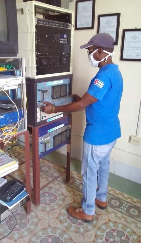 MayraArevich's tweet photo. Hoy participaremos en trabajo voluntario en La Timba, festejando el 51 Aniversario del SNTCIE y la jornada por el 26 de Julio. Los Comunicadores tenemos miles de razones y motivaciones para celebrar. #CubaInformatiza #CubaEsAmor #CubaPorLaPaz https://t.co/SRbvrt5JHb
