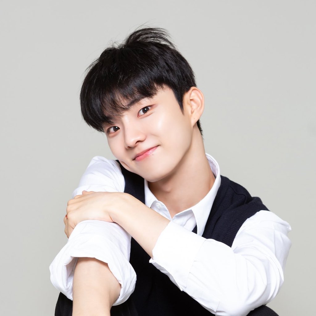 CHANGMIN. tweet media