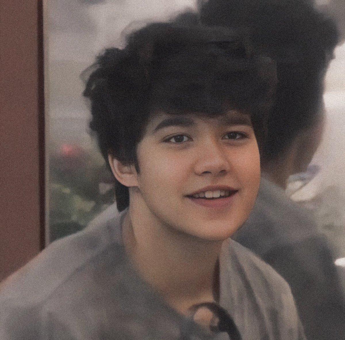 I miss your alaska hair huheuhu

InfiniTHREE with ROBXINE