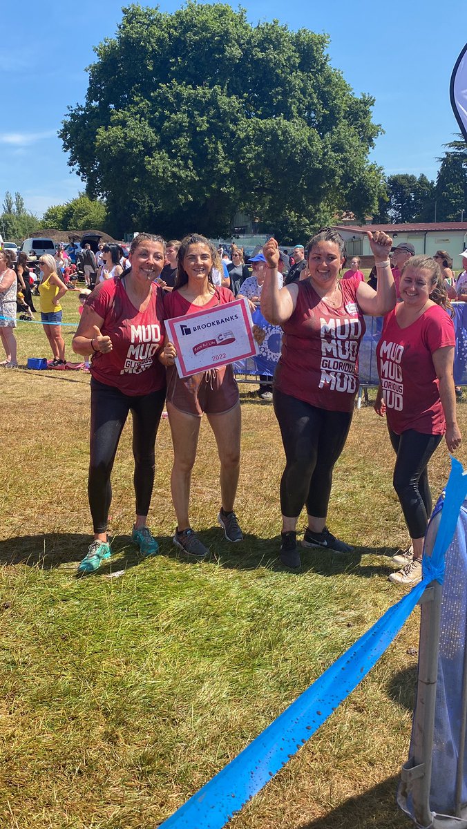 Lizzi4star's tweet photo. Well done to Team @BrookbanksC @raceforlife Cofton Park https://t.co/8VxDttsZpz