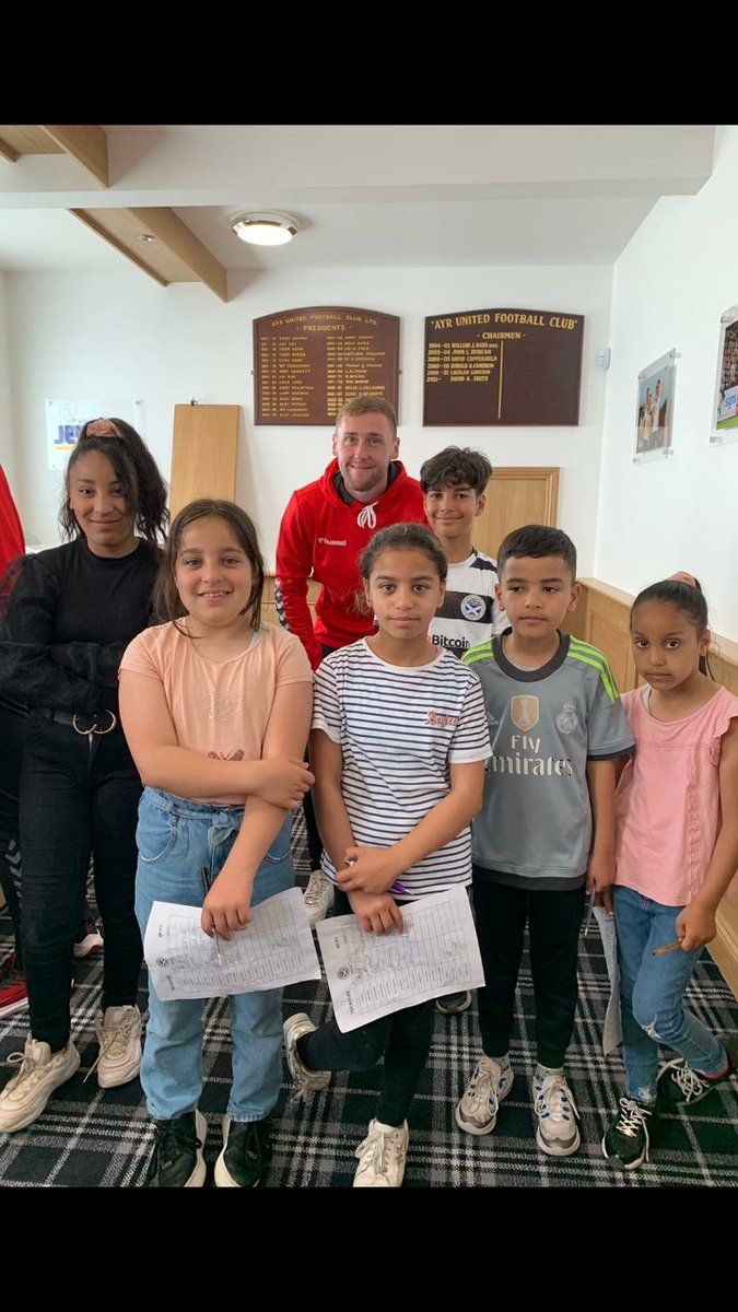 ScottT1910's tweet photo. Young people from Wallacetown took a visit to the Ayr United open day this afternoon, meeting the players and manager Lee Bullen. 🙂⚽️  #SASummer22 #WorkingforWallacetown #ThrivingCommunities @CLD_SAC @WallacetownH @AyrUnitedFC https://t.co/HPd4izlhjY
