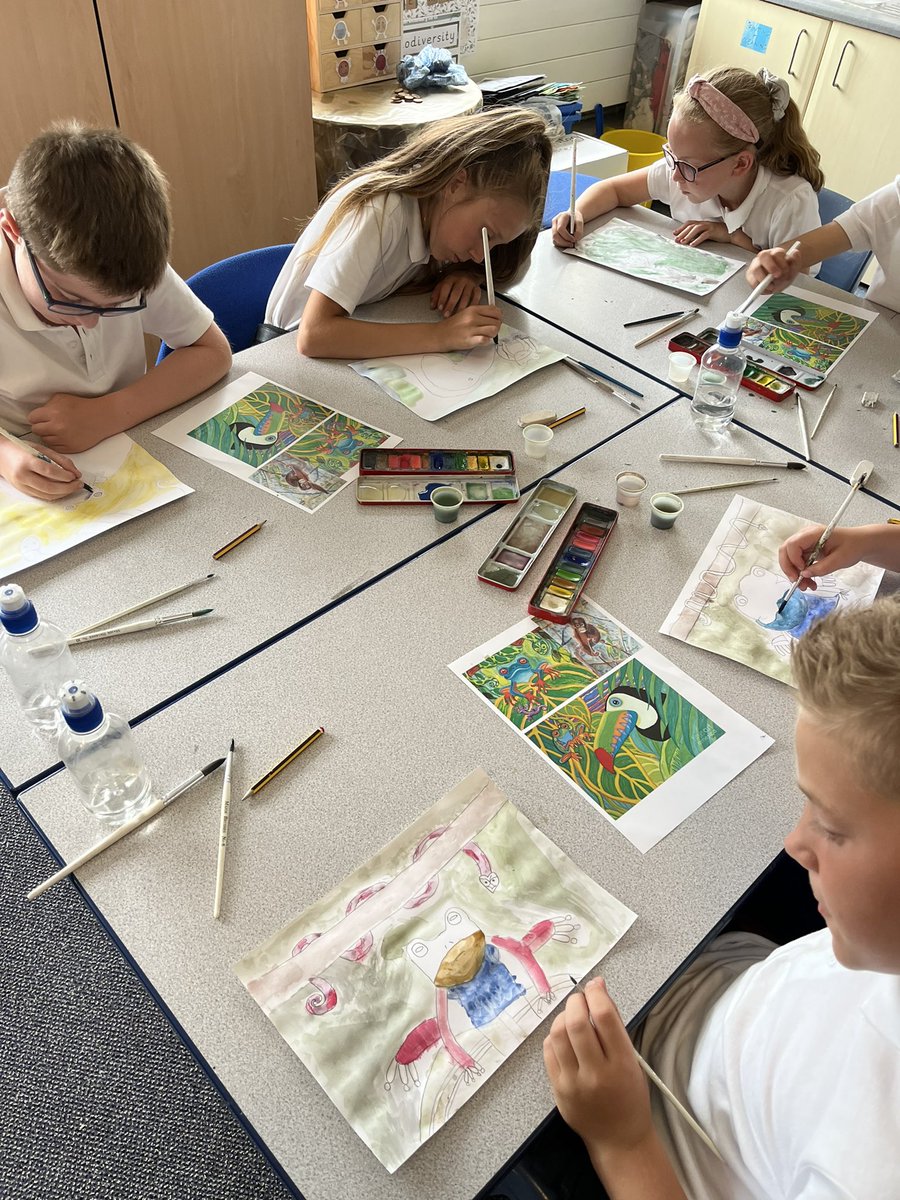 stjosephskly's tweet image. We also developed our watercolour skillset by creating rainforest scenes! #SJKart #BestDaysOfTheirLives @bcw_cat #OakClassRules