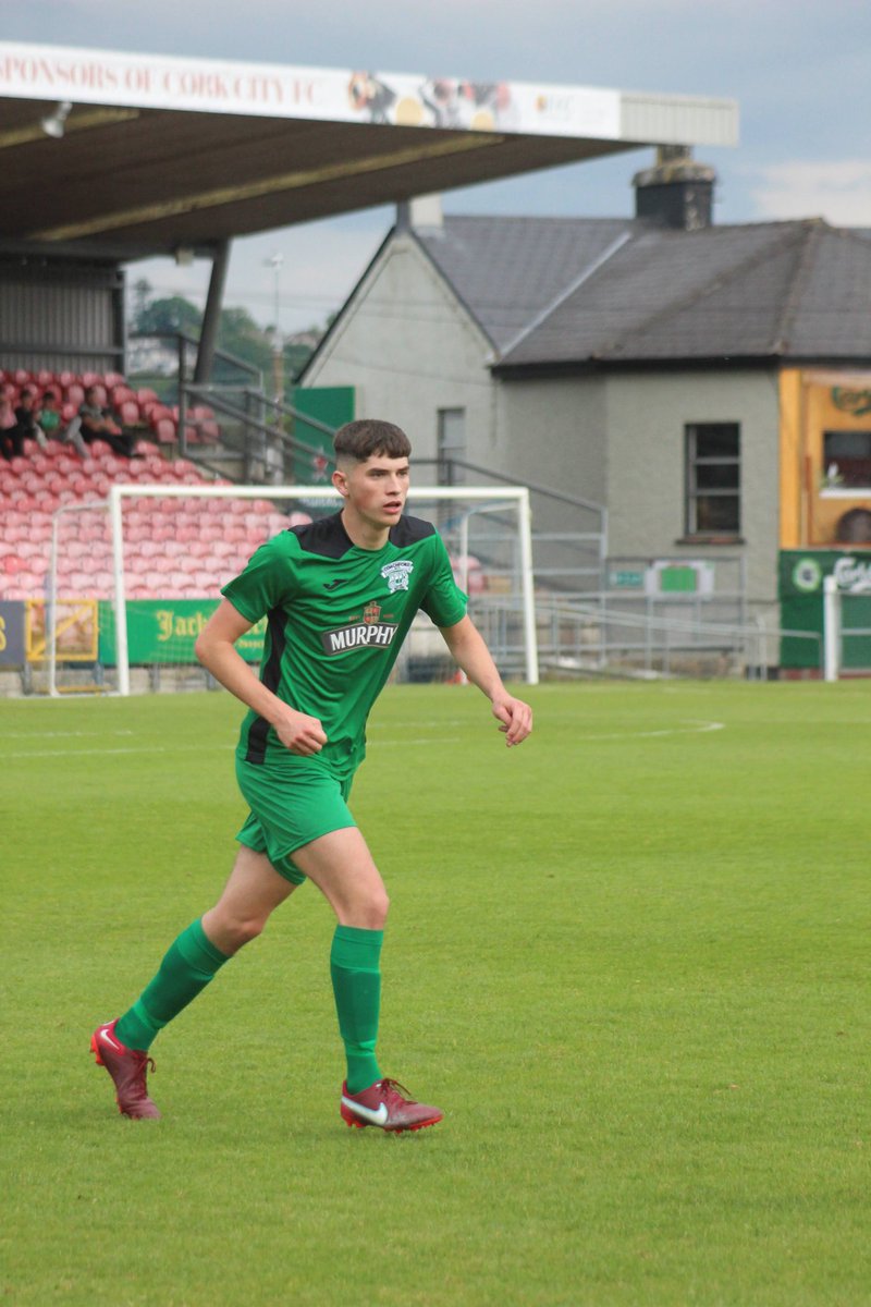 Coachford_AFC's tweet photo. Congratulations to @murphy_adam123 on his well deserved call up to the @FAIreland amateur squad for their upcoming game against Wales at Turner's Cross. Everyone at @Coachford_AFC is extremely proud of your achievement Adam 💚⚽🇮🇪👏👏 https://t.co/RatearaIKL