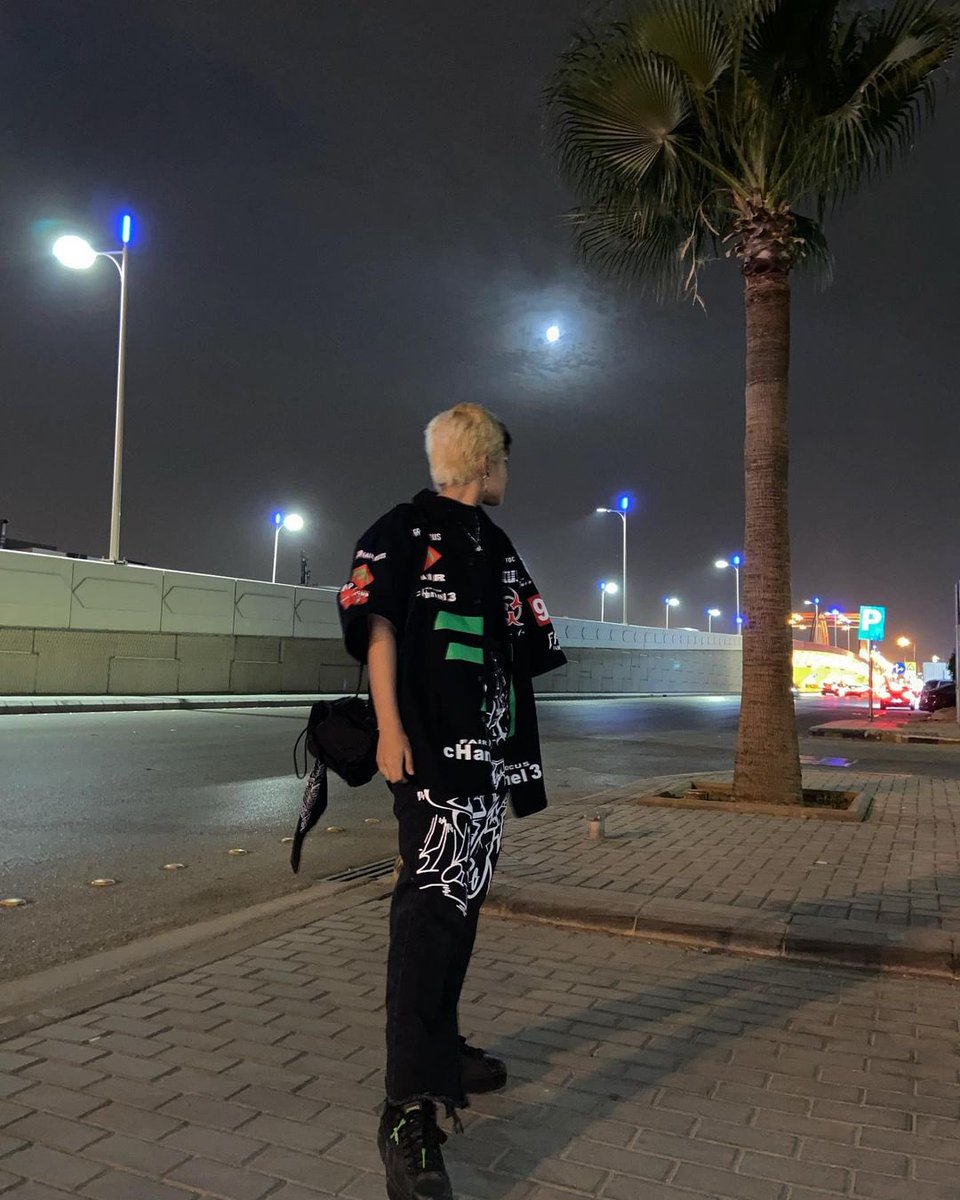 berberae_'s tweet photo. Slayying in black 🧊🔥
By: @12Spirits https://t.co/fzJeNDjX0X