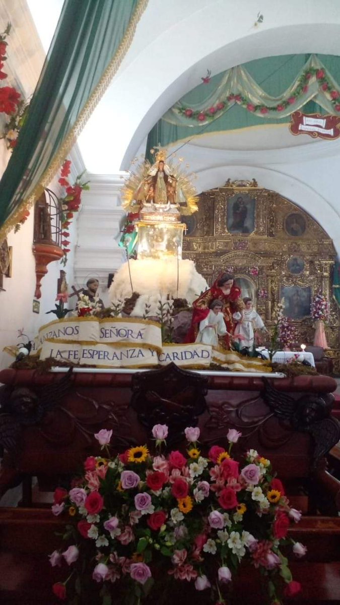 ProcesionesGuat's tweet photo. Así luce en su anda Procesional la Virgen del Cerrito del Carmen, que saldrá en su tradicional procesión hoy 16 de julio a las 15:00 hrs. https://t.co/REvo9KirXZ