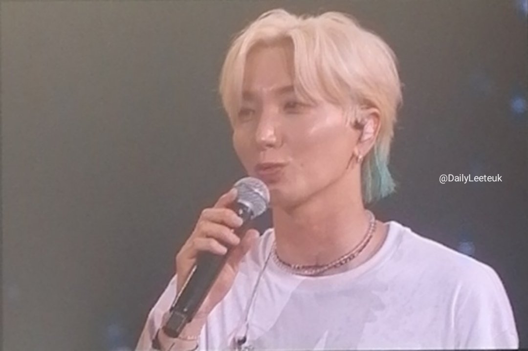 DailyLeeteuk's tweet photo. https://t.co/ynjRJg5VPM