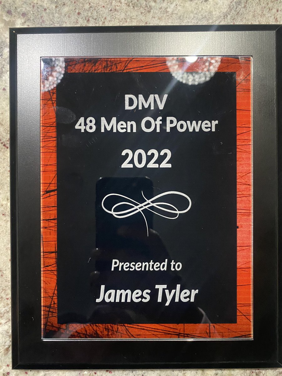 jamietyler_3's tweet photo. Honored to receive this award last night for being one of the 48 DMV Men of Power #LAMDC #WesMoore #BitcoinRodney @eranatyler https://t.co/mzsuxK5GAo