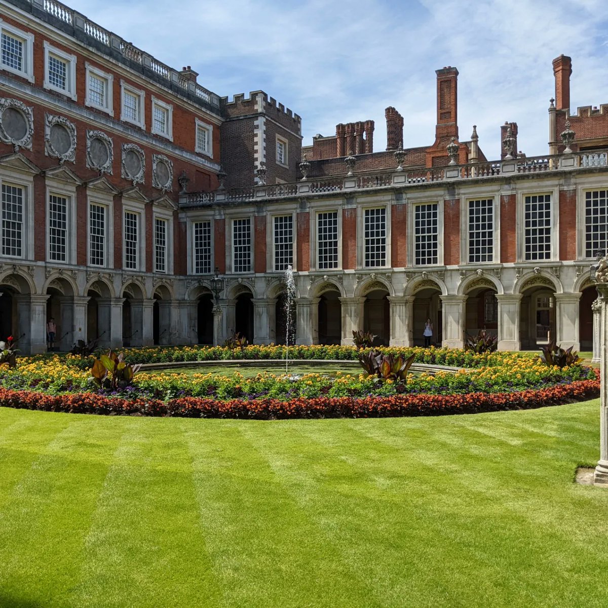 KMAHumanities's tweet photo. What do history teachers get up to during their summer holidays? Visiting royal palaces of course! 

Mr Holmes had a great afternoon at Hampton Court Palace @HRP_palaces Fantastic setting steeped in history.  #KMAHumsSummerTour https://t.co/TZMTkHmkWm