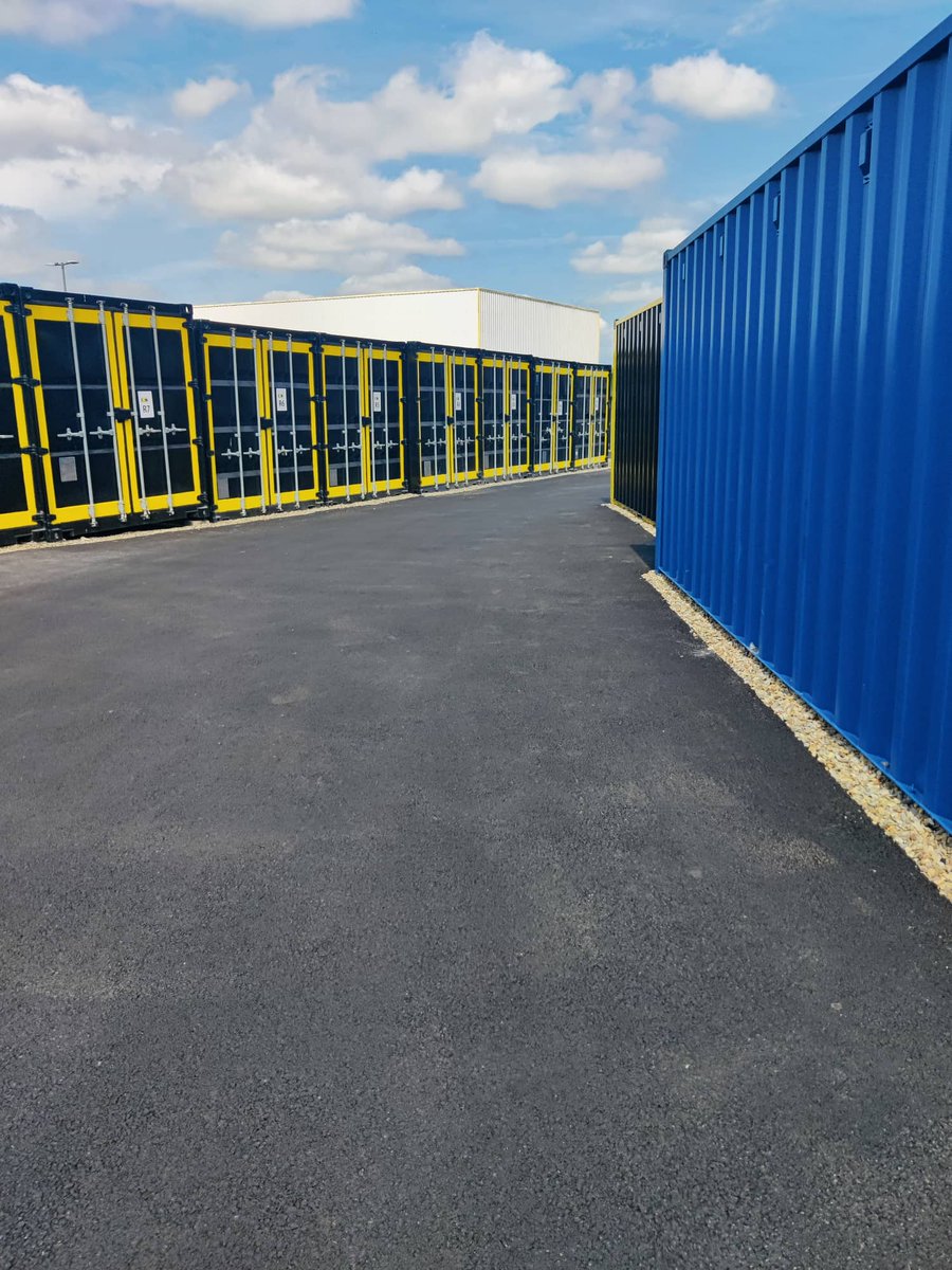 WmOBrienStorage's tweet photo. Container Park Upgrade! 😍

A few weeks back, we got our container park completed resurfaced with tarmac and we are so happy with the results! It looks amazing! 🙌We are always looking to improve our service and facility to best serve our customers. https://t.co/mcF3eBGhFH