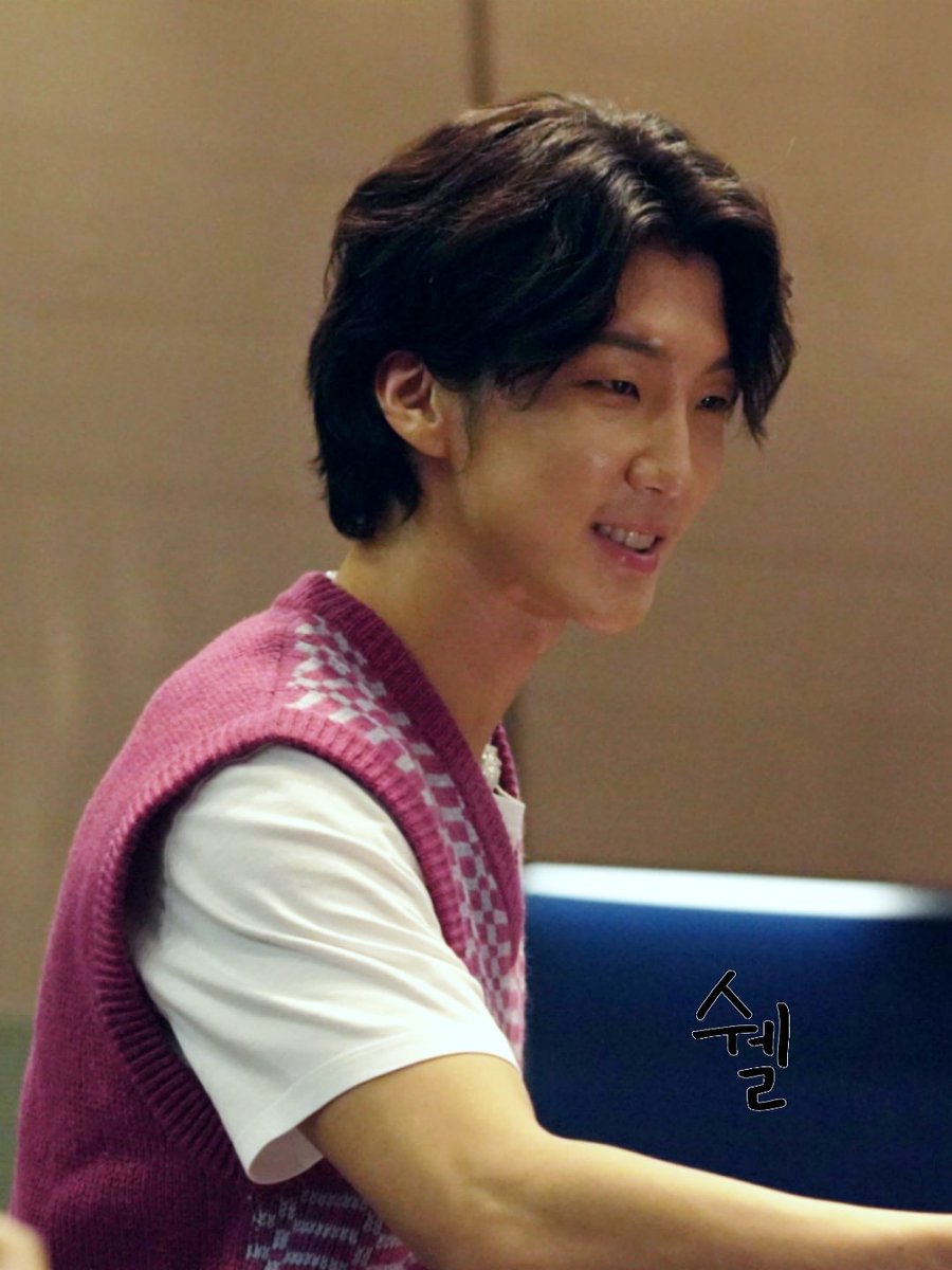 220716 프리뷰

#WINNER #HOONY #위너 #이승훈
<a href="/official_hoony_/">official_hoony_</a>