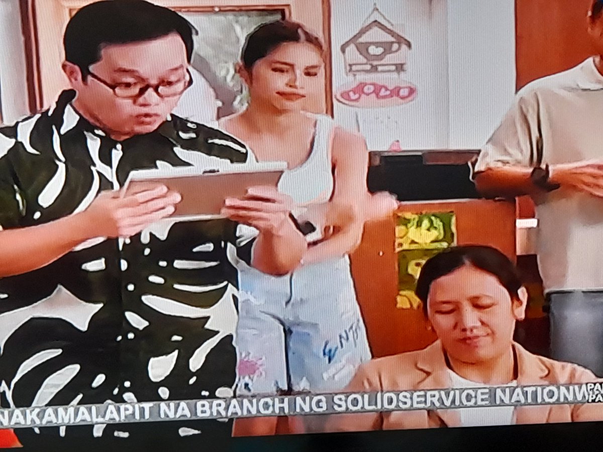 jhoeyjj's tweet photo. Kay @mainedcm yung mini fan! Hehe @mjsantos07 

#MaineMainedoza 
#DADDYSGURLSocialExperiment https://t.co/c5JHMEVJ5f