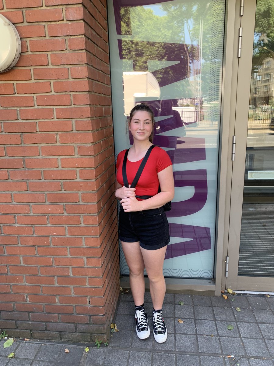 LAMDA EXAM ✅

#lamda #actress #acting #drama #film #tv #actresslife #youngactor #exam #performingarts #fun