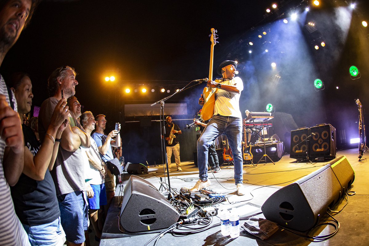 First night <a href="/JazzASete/">Jazz à Sète</a> ed 27 with Gabriel Gosse, <a href="/julian_lage/">Julian Lage</a> &amp; <a href="/MarcusMiller959/">Marcus Miller</a> 👌👌👌