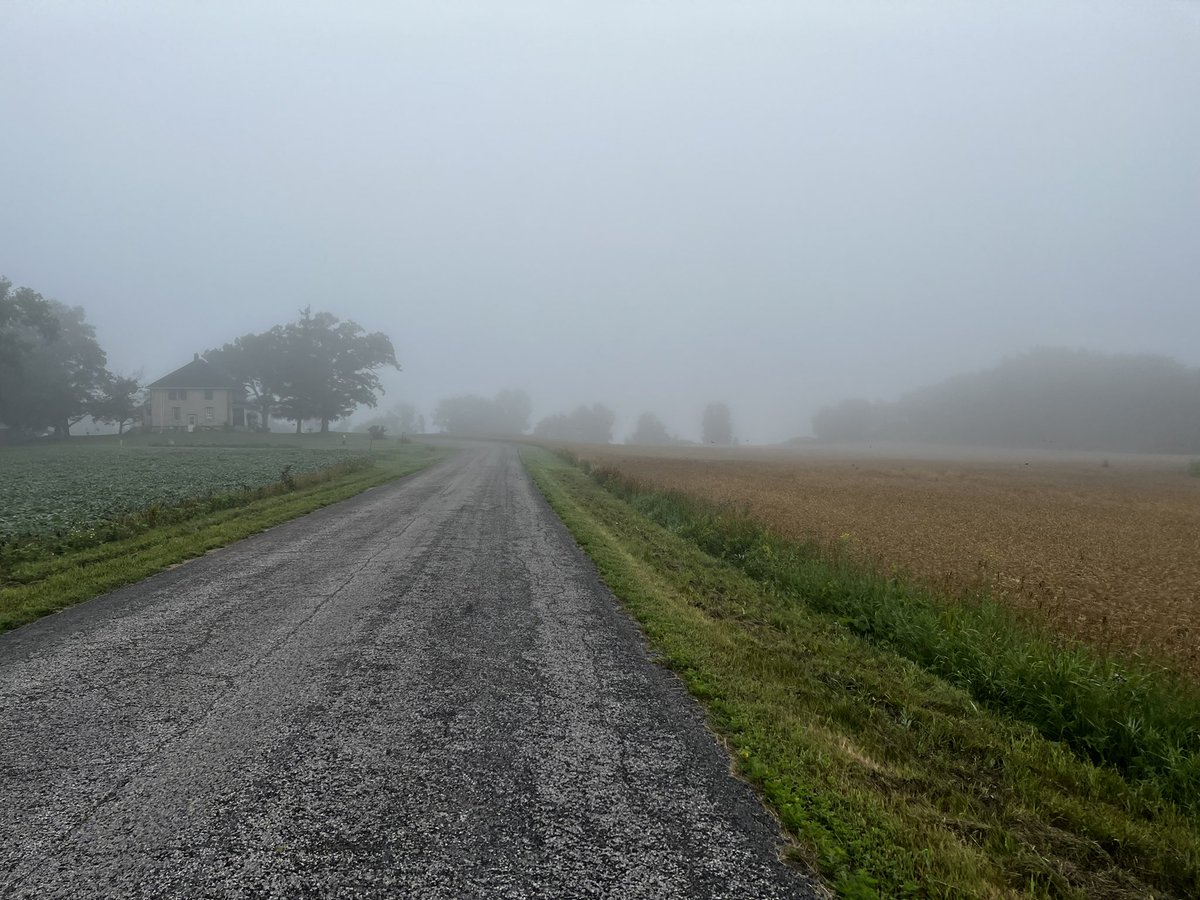 bartond's tweet photo. Low flying clouds in the neighborhood this morning. Refreshing ride! #IMTraining https://t.co/uU6PaZFlgM