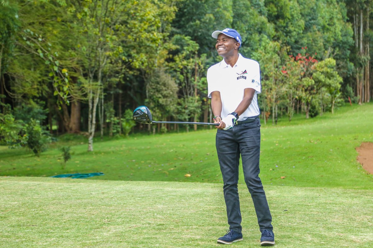 KECOSOGames's tweet photo. Kata Simu! Tupo Site! Tupo Site!
@MoICTKenya CS @mucheru displays his spectacular swing ποΈββοΈ as he performs a ceremonial tee-off during the ongoing #KECOSO2022 Golf β³οΈ Tournament at Kericho Golf Club.
#KECOSO https://t.co/9U8xybUUp9