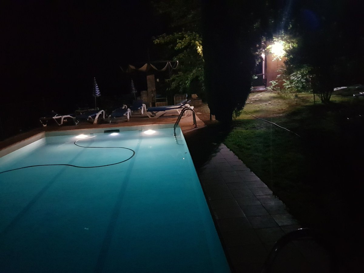 LCortijos's tweet photo. Últimas casas para la próxima semana. Casas de dos dormitorios desde 25,€ por persona y noche. https://t.co/5XTv4uTOaG https://t.co/gy0FIhRB8A