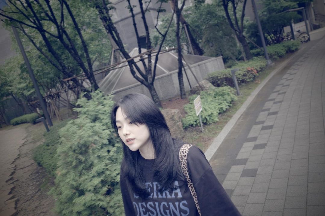 미이이나아아! tweet media