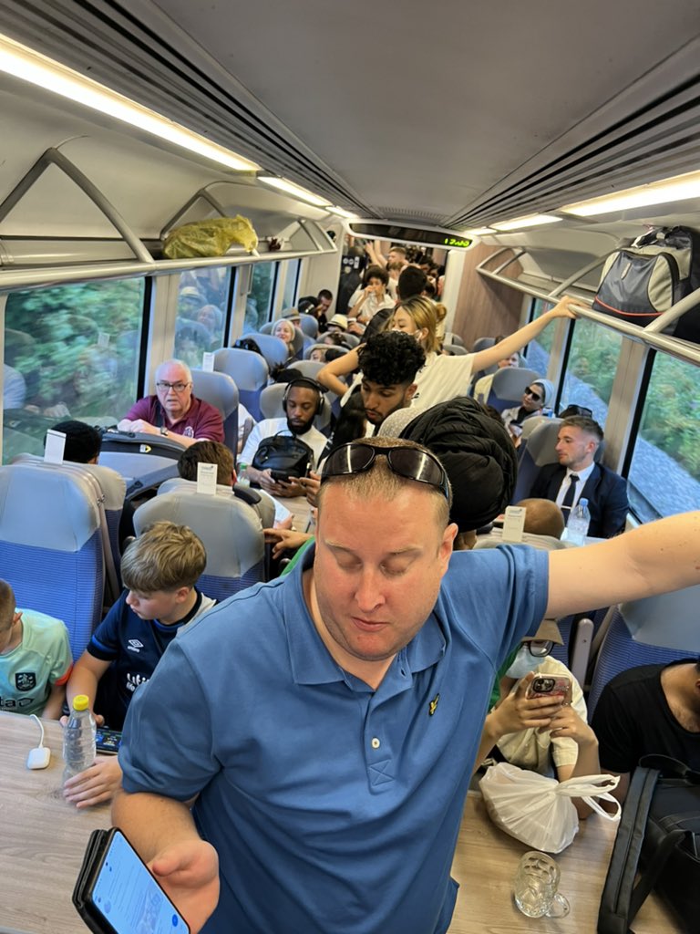 Trigger1908's tweet image. Northern Powerhouse.

Cancel one train.

Then send on an empty six carriage train.

Then stick everyone on a three carriage train.

Shambles @TPExpressTrains