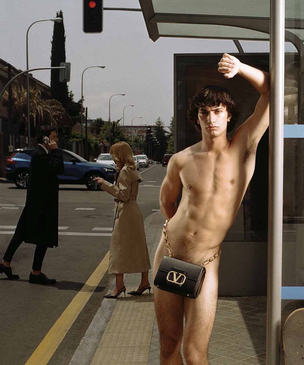 highendhomo's tweet photo. kito munoz for valentino’s v logo signature edition https://t.co/Dh4Vp09ADg