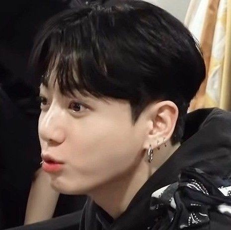 ggukie | seven tweet media