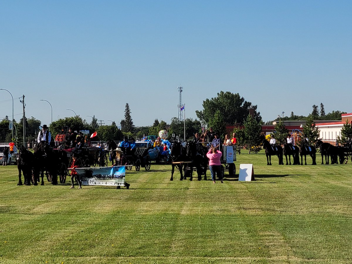 Its a great morning for a parade; we're ready to roll at the annual Lacombe Days parade in the <a href="/CityofLacombe/">City of Lacombe 🇨🇦</a>.