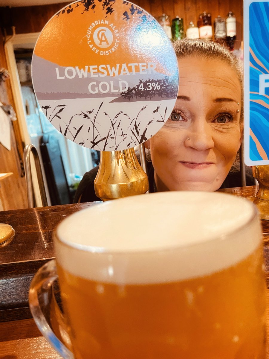 terrybnd's tweet photo. Nice to see @loweswatergold on the bar in @Duftonpub today despite cheeky staff having a crack with my pics 😆 Visitors may note the nice table reservation signs featuring images of local #wildlife characters I’ve captured on camera 😊 Nice touch eh 👍 #nature #cumbria https://t.co/rz06zrN2ed