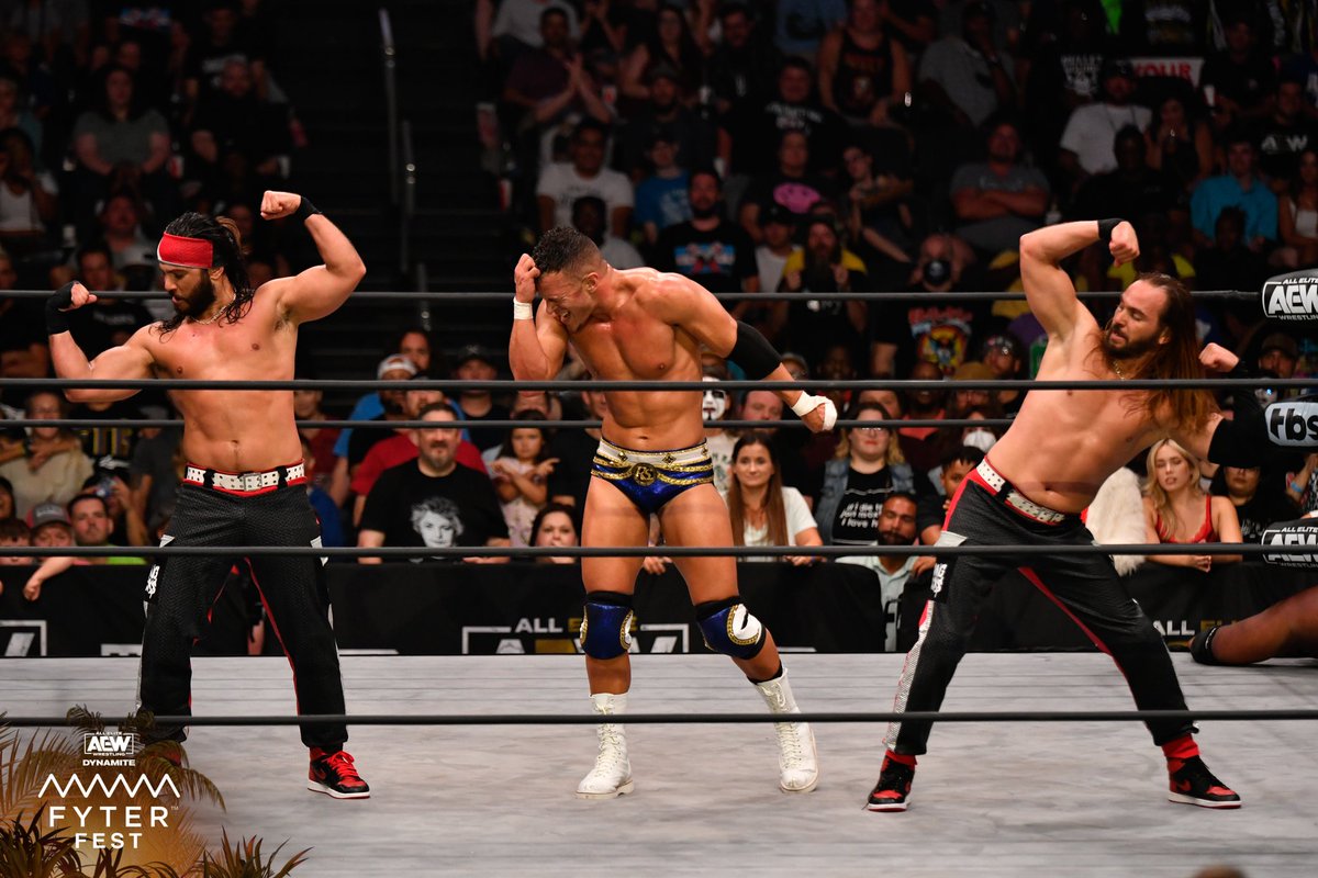 PhotoLw's tweet photo. They don't think it be like it is but it do #AEWDynamite #FyterFest https://t.co/lWj8EqBCM5