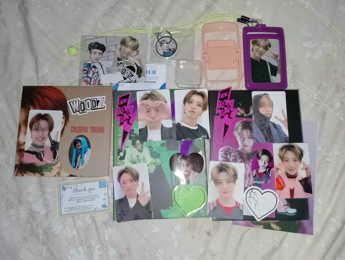 TattooMoSaLikod's tweet photo. Finally got a chance to unbox this parcels. Matagal-tagal na talaga siya saken haha, ngayon lang nagka-oras. thankk youu mga mami  @ACKyourservice and @BlueHeartPh my trusted shops nakauwing ligtas si cho mwaaa😚

#ACKyourserviceFeedbacks
#BlueHeartPHfeedbacks https://t.co/IYmWnFTuwx