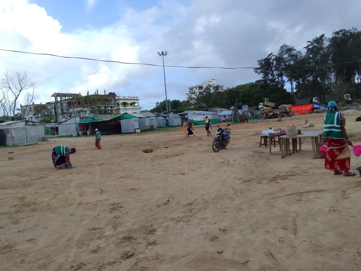 Today beach cleaning has been carried out at Chandipur and Talasari beach. Please come,enjoy the beaches but before heading home, lend a hand & put the litter in the bin before leaving the beach!Let's keep our beaches clean! #keepbeachesclean #litterfree @TourismDptt