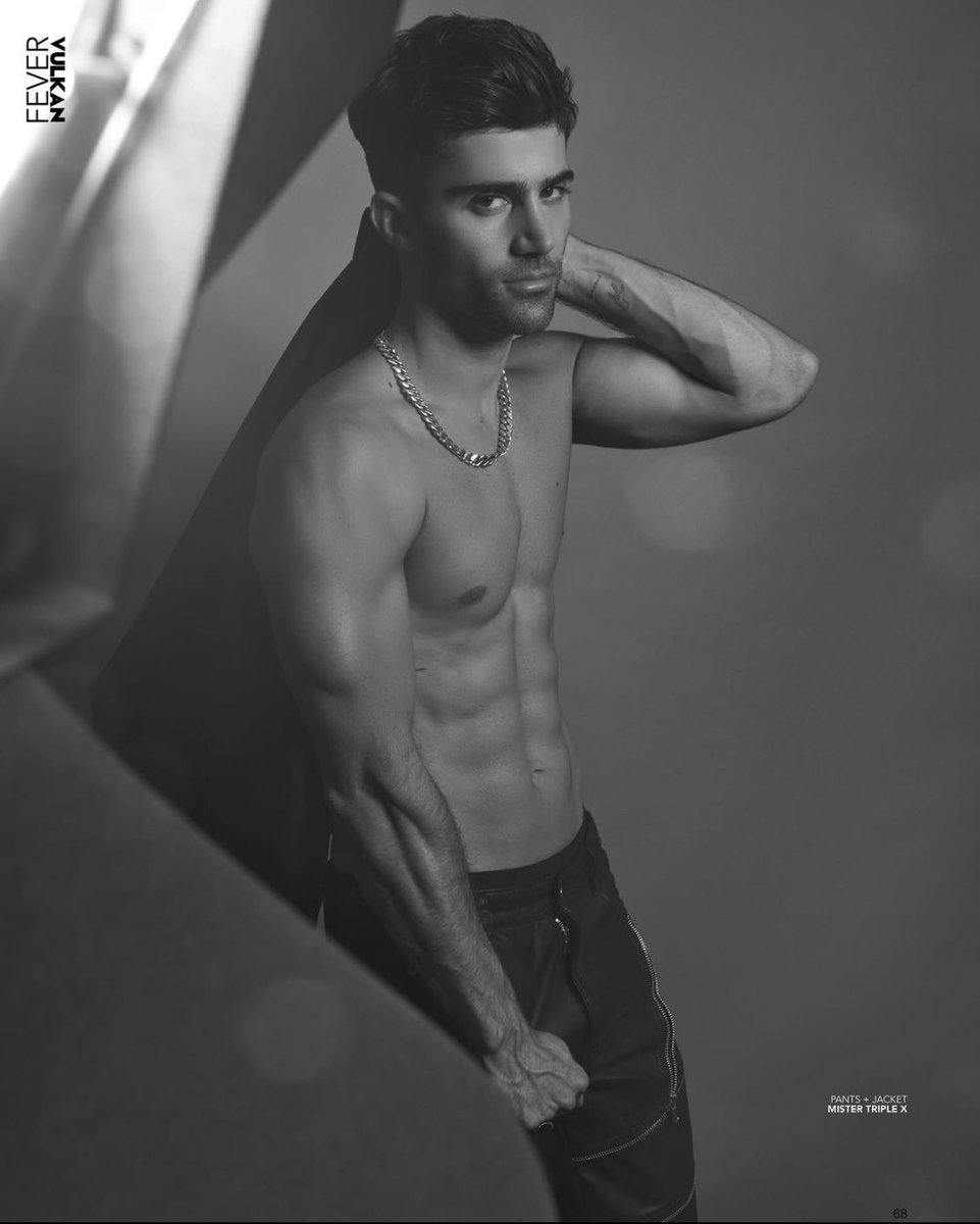 maxehrich's tweet photo. good mornin 💕 https://t.co/dBTBsXF1Gj