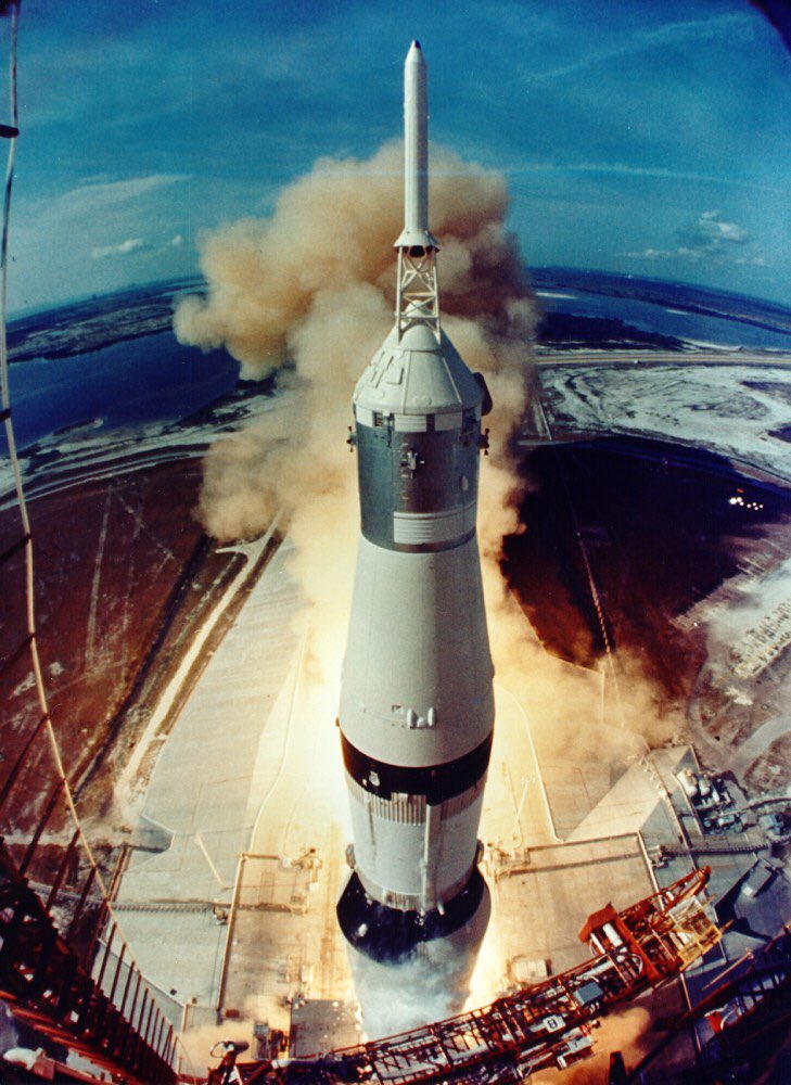 Un día como hoy, hace 53 años fue lanzado al espacio el cohete Saturno V con la misión Apolo 11. Compartimos el vídeo.
Ultimate Saturn V Launch with Enhanced Sound youtu.be/ViNcBQ8cDA0 via <a href="/YouTube/">YouTube</a>