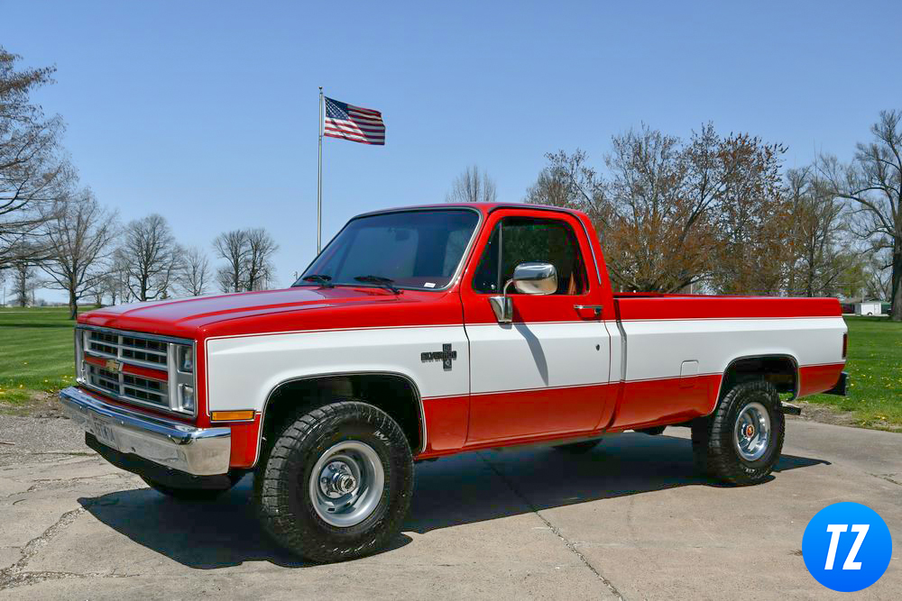 TractorZoom's tweet photo. #singlecabsaturday is in full effect here at Tractor Zoom! These all sell on Monday! More photos, details, and a bunch more really sweet pickups on this sale here: https://t.co/vHeFK3xCKb https://t.co/wqLi6F311q
