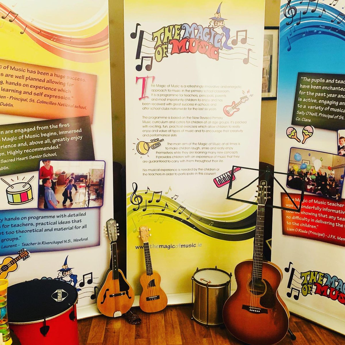 MagicofMusicIre's tweet image. Great fun in St Anne’s park doing a music workshop at the Rose Festival for Dublin City Community libraries 🎶 🎼 🌹 #rosefestival #dublin #summerstarprogramme #music #Reading