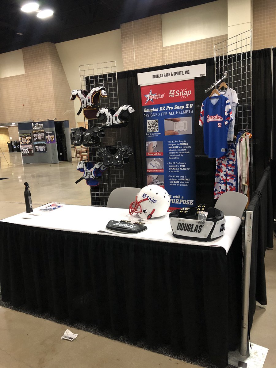 DouglasPads's tweet photo. Make sure to stop by our booth at @THSCAcoaches convention. Booth #12090
#ProtectionWithAPurpose #EzProSnap #WeGetYourFit https://t.co/zKBiCedy0K