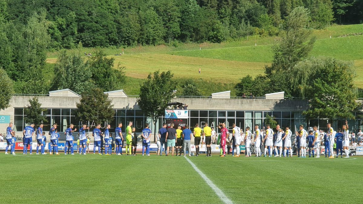 LASK_Official's tweet photo. Jetzt geht's los!
Die neue Saison ist eröffnet!
______________________________
🔵⚪ SCS 0-0 ASK⚫⚪ 1'
#SCSASK #UNIQAOEFBCup 
📺https://t.co/cANHyqX3Gz https://t.co/JrZfmH7RLf