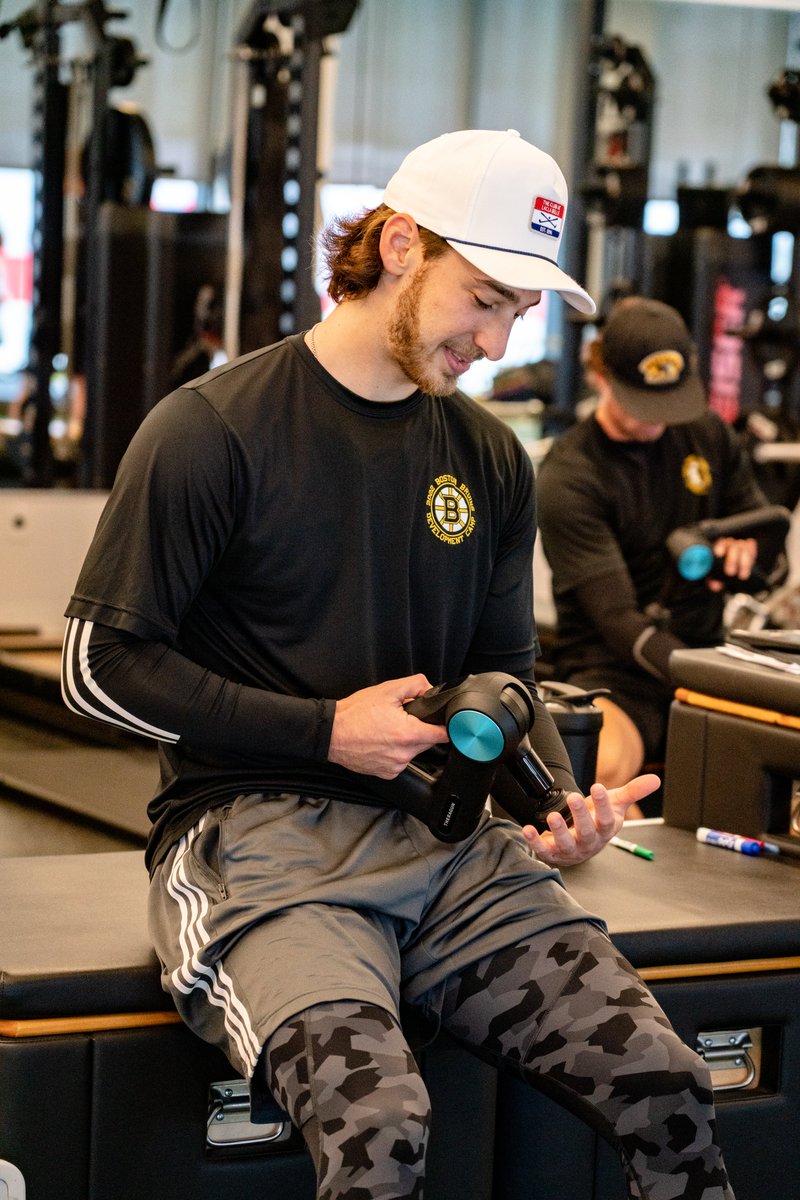 NHLBruins's tweet photo. Recovering from the grind of #BruinsDevCamp.

// Theragun by @therabody // https://t.co/905aePdCFX
