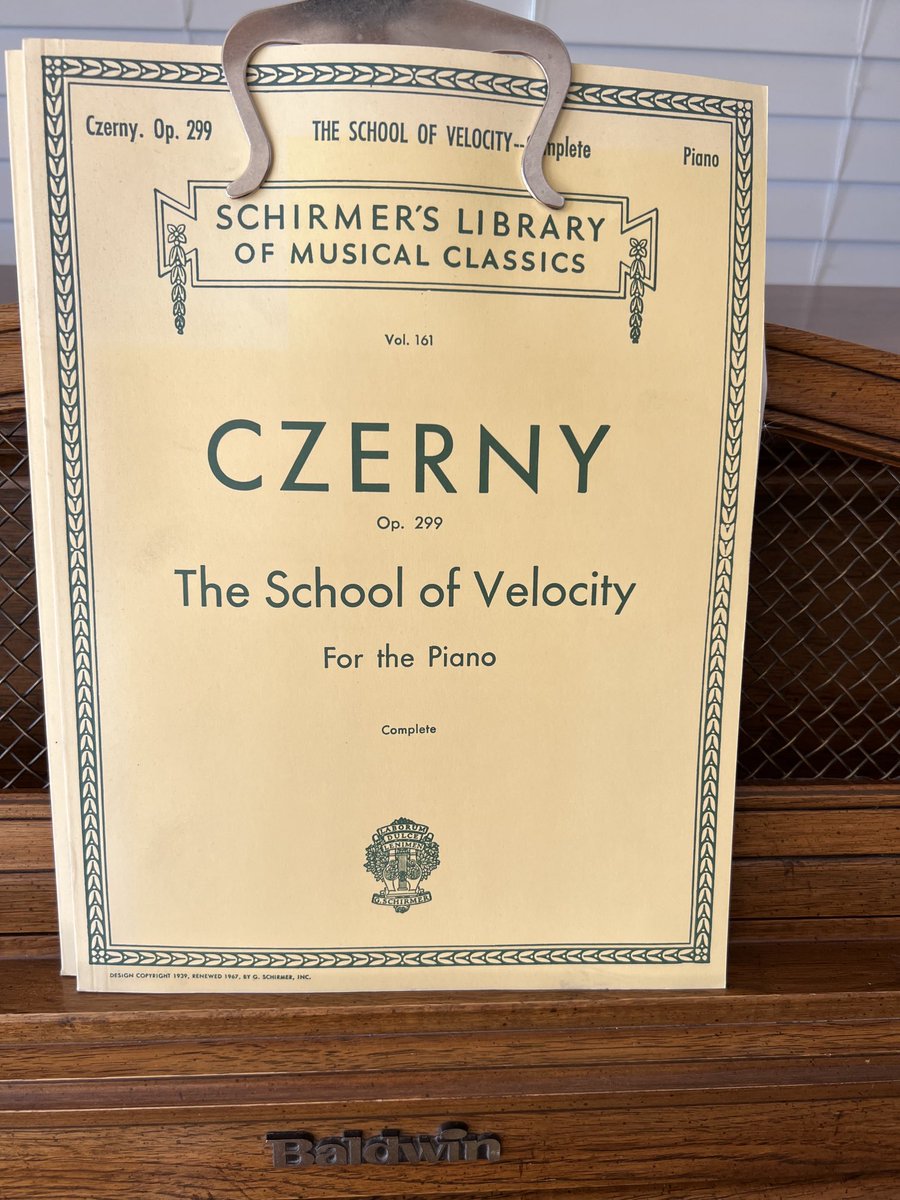 Even the music world has been obsessed with increasing velo ⁦<a href="/tomhouse/">Tom House 〽️</a>⁩ …. 😂🤣⚾️⚾️